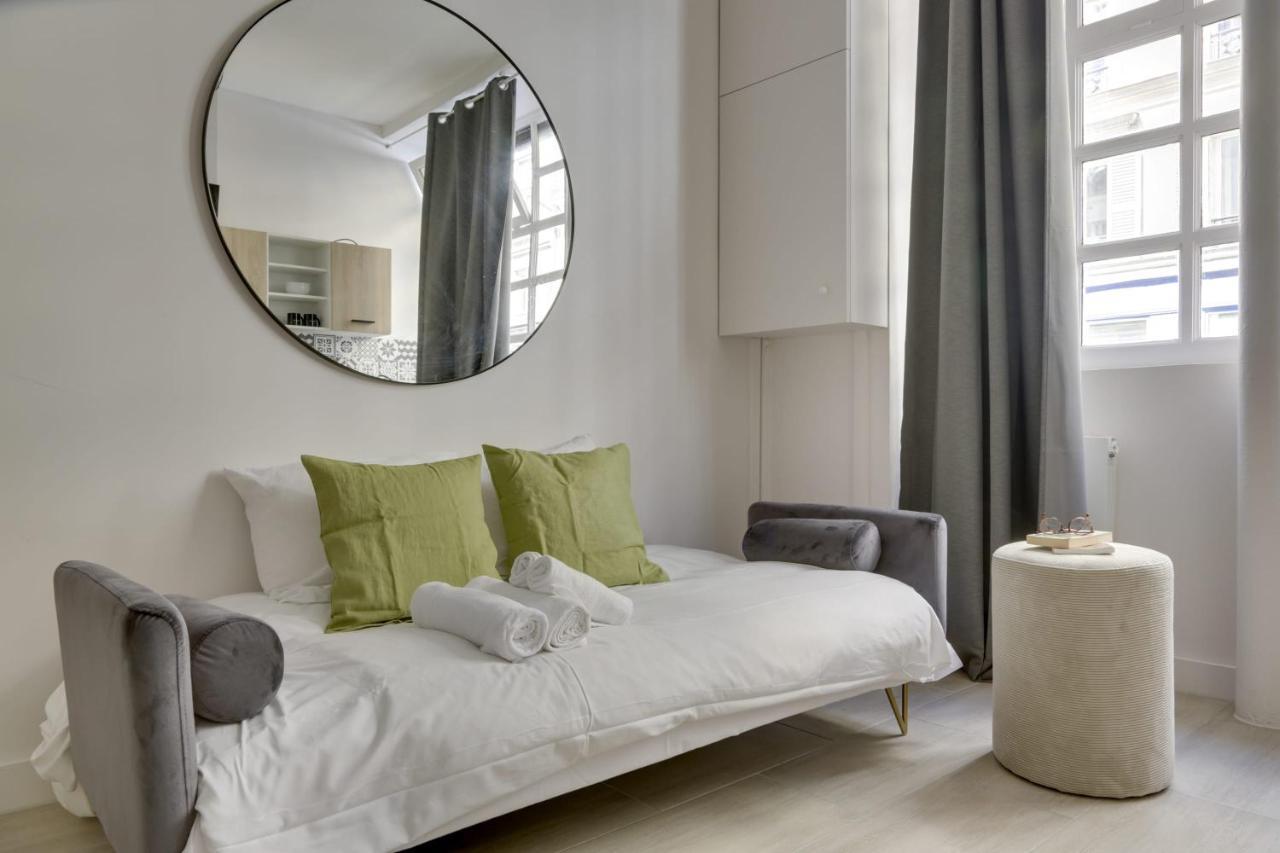 Bright Charming Modern Studio By Dreamy Canal St Martin 10Eme Metro Goncourt Apartment Париж Екстериор снимка